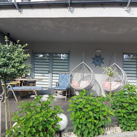 Apartament Bursztyn Pobierowo Exteriör bild