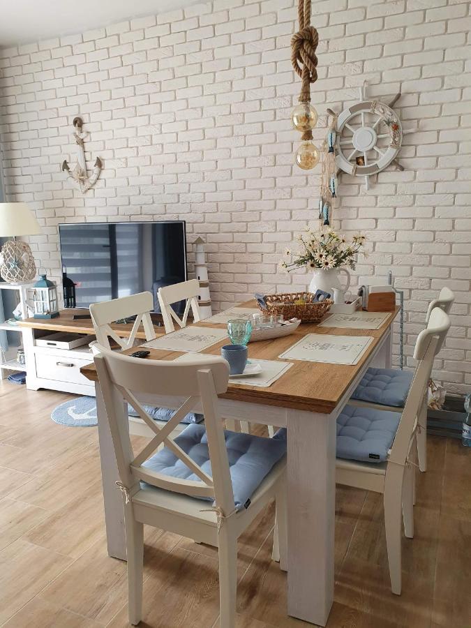 Apartament Bursztyn Pobierowo Exteriör bild