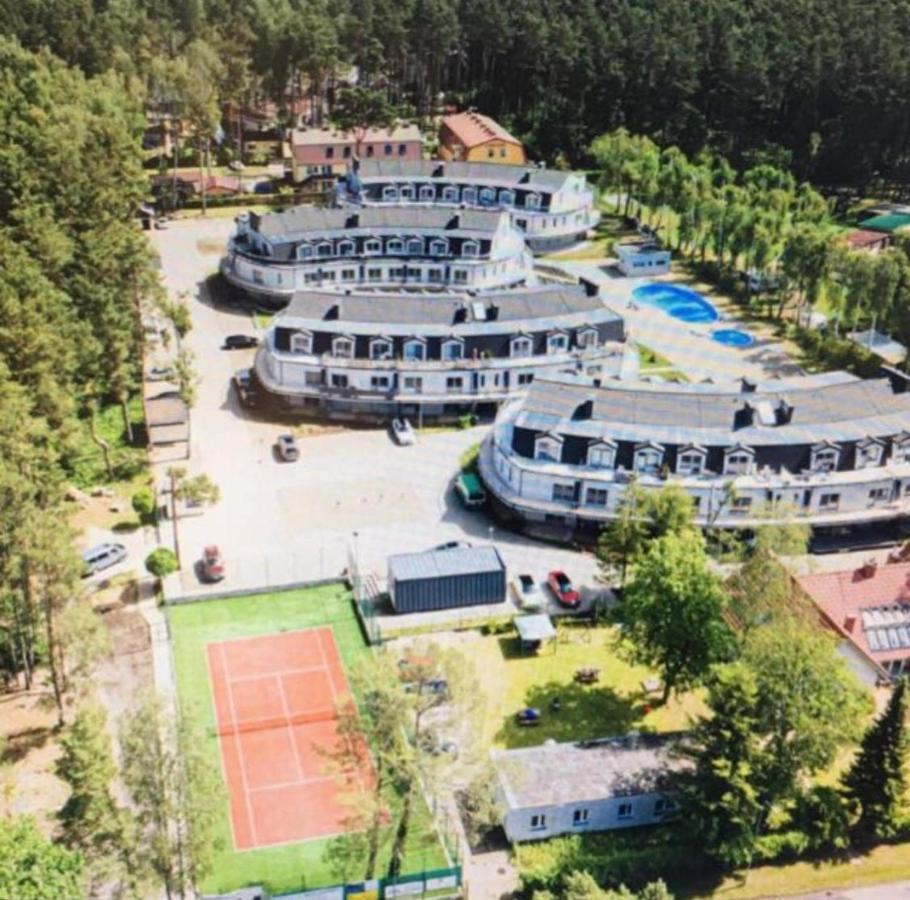 Apartament Bursztyn Pobierowo Exteriör bild