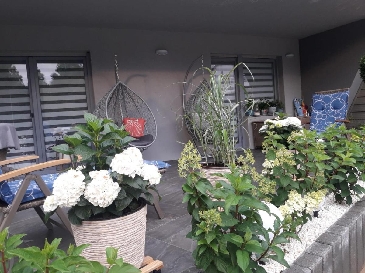 Apartament Bursztyn Pobierowo Exteriör bild