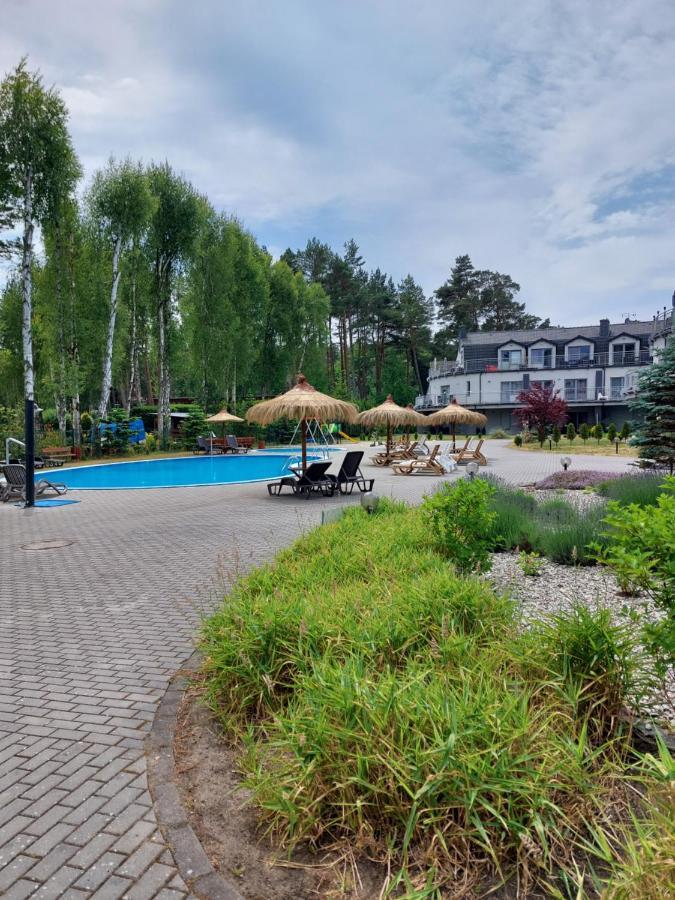 Apartament Bursztyn Pobierowo Exteriör bild